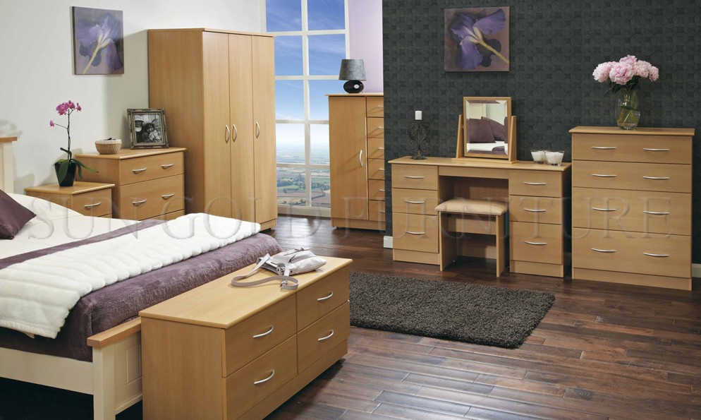 Muebles de dormitorio de alta calidad modernos, juegos de camas de madera de lujo (SZ-BF081)