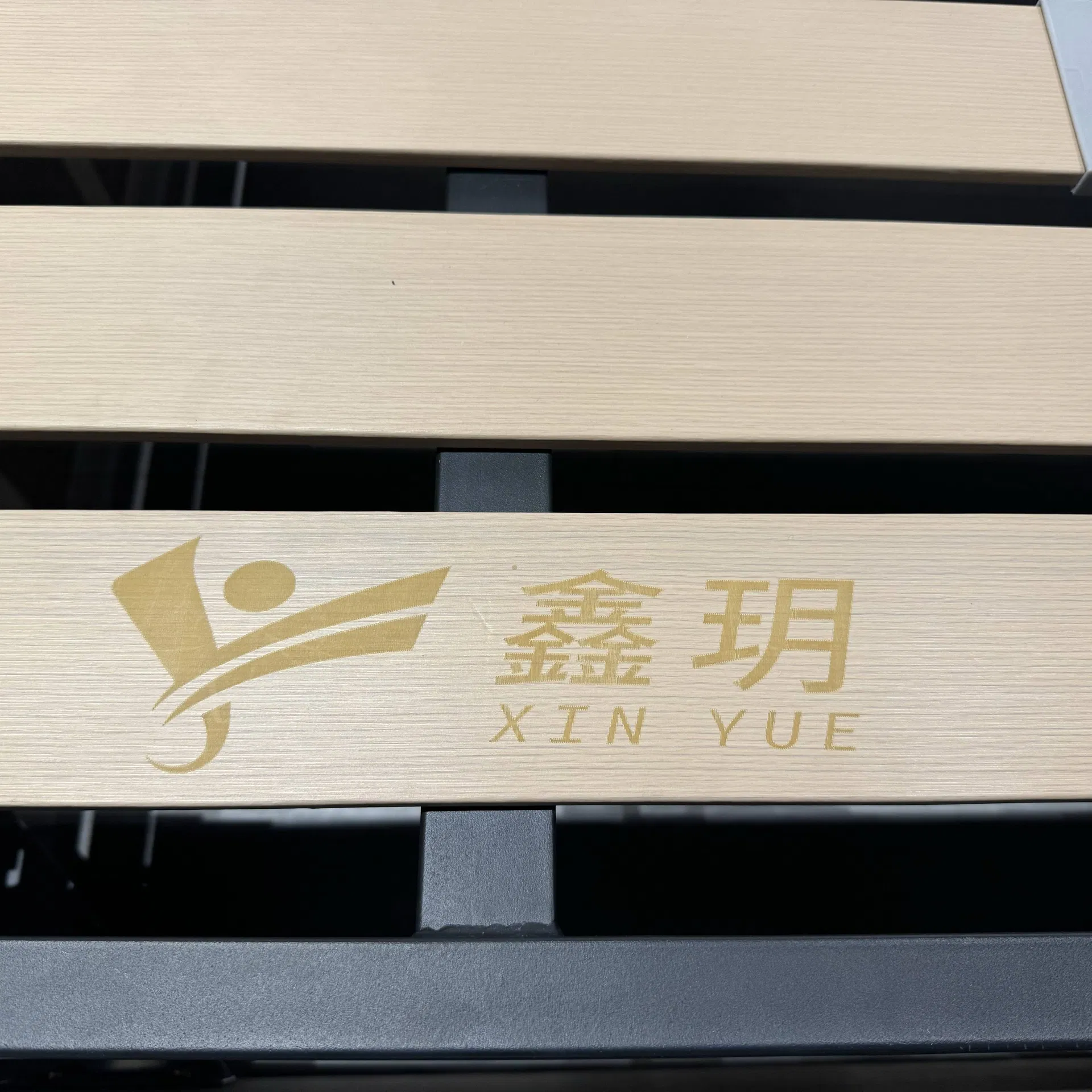 Detalle de estructura de cama ajustable