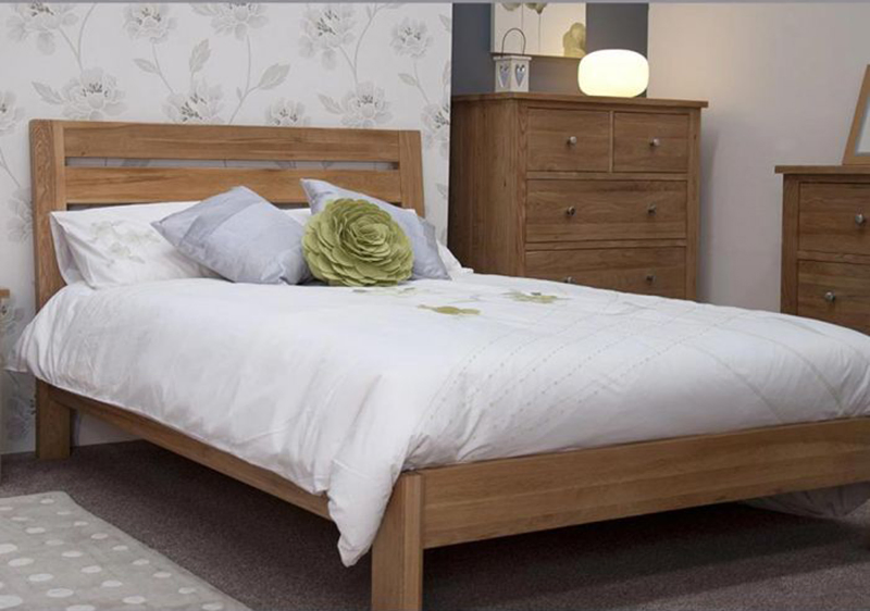 Cama de dormitorio de madera de roble macizo a medida con listones 4 de tamaño doble 6" al por mayor en China
