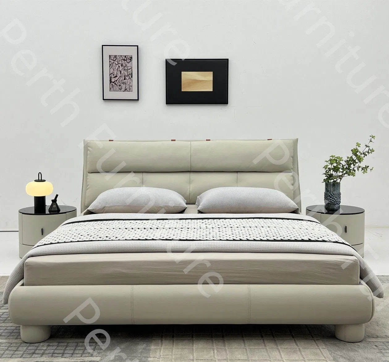 Muebles de hotel y hogar para dormitorio con patas de metal elegantes y simples, con marco de madera interior y tela de microfibra de cuero PU Bed-Mxt-150