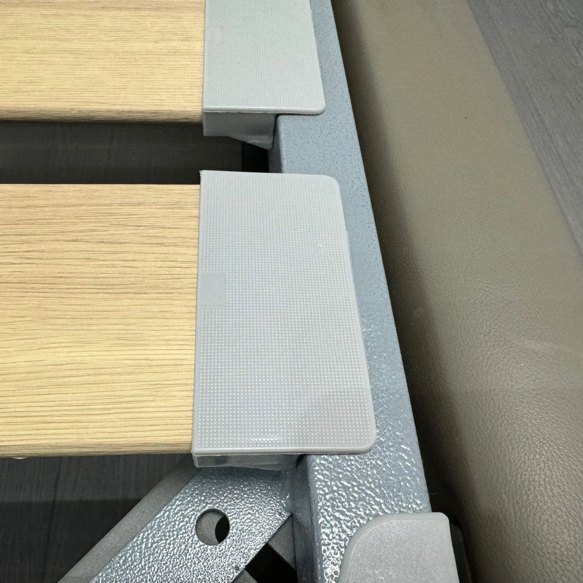 Detalle de estructura de cama ajustable