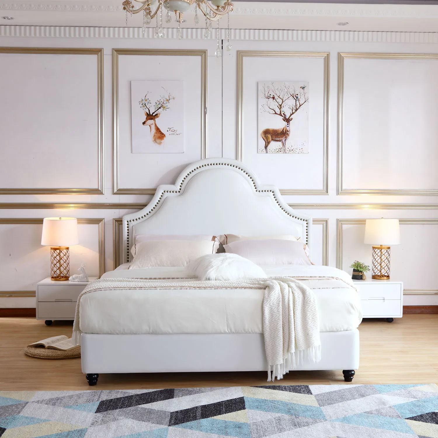 Estructura de cama doble tamaño queen contemporánea para dormitorios elegantes