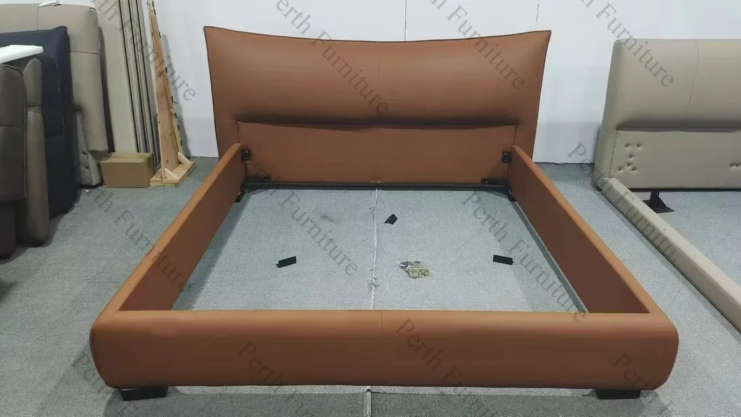 Cama contemporánea suave con patas de metal, marco de madera maciza, cuero genuino y tela para muebles del hogar, dormitorio de moda Mxt-888 cama