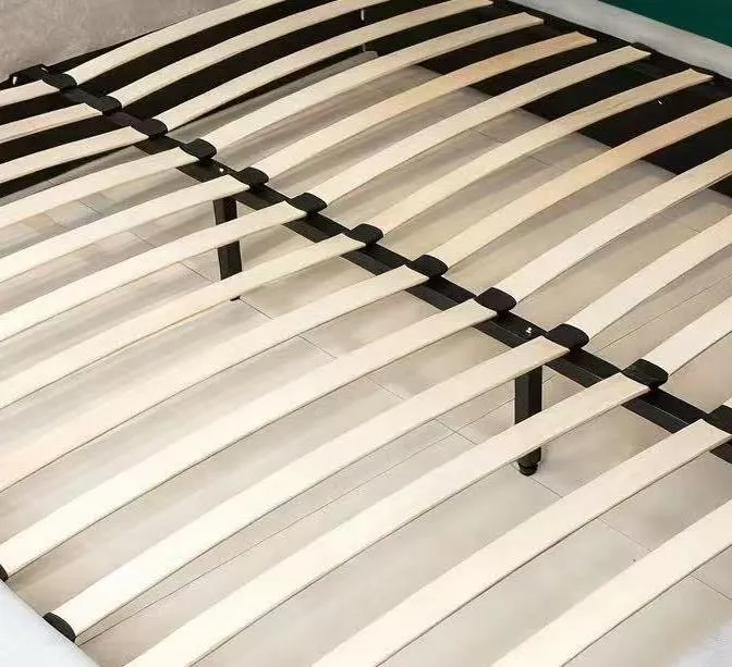 Cama doble de madera maciza con tapizado de felpa gris, simple y moderna, fabricada en China