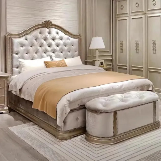 European Hand-Carved Furniture French Luxury Bedroom Sets King Size Solid Wood Bed Canopy Wooden Beds