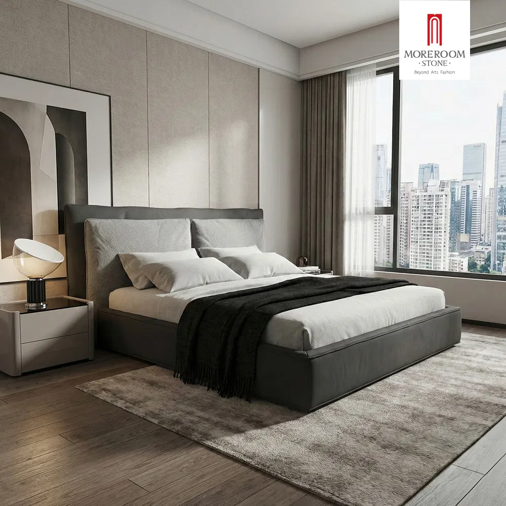 Suite Maestra Tradicional Grande para Casa Grande con Cama con Dosel y Tocador de Mármol