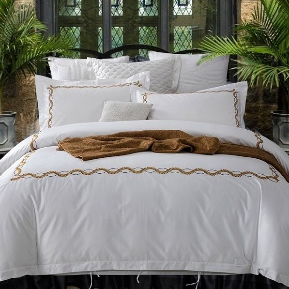 Conjuntos de ropa de cama de hotel de lujo de alta calidad con cubierta de edredón bordada 100%Cotton sábanas de cama OEM/ODM al por mayor