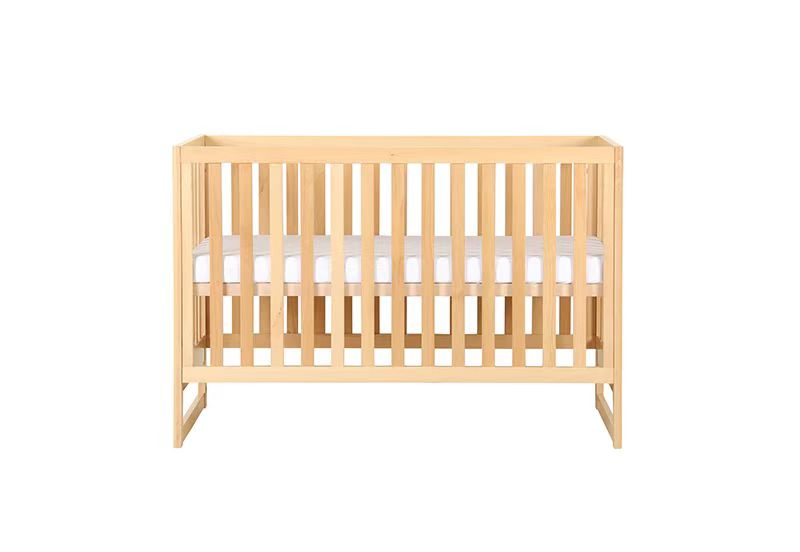 Good Sale No Painting Baby Cot Solid Wooden Baby Crib for Infant