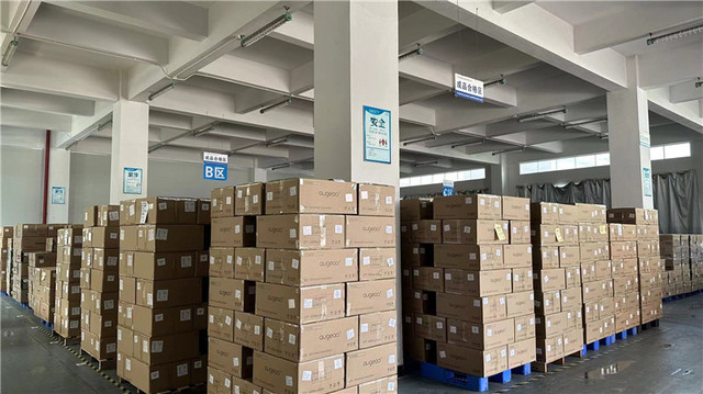 Shower gel and body wash OEM manufacturing for private label brands