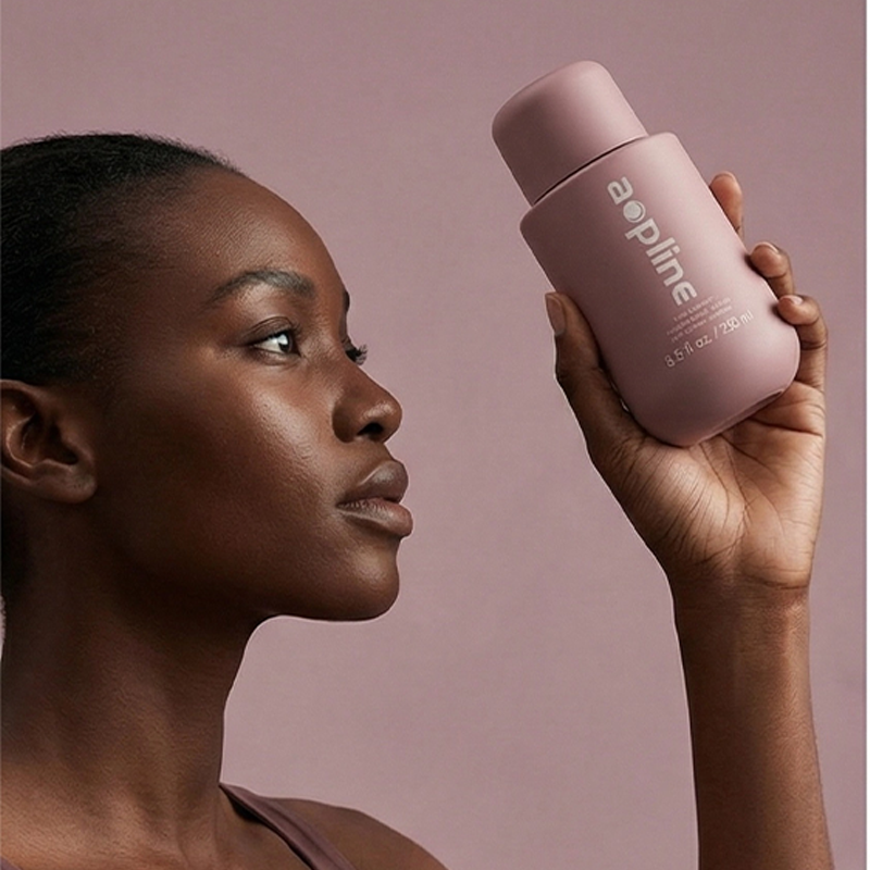 OEM Vegan Niacinamide Fast Absorbing Long Lasting Moisturizing Whitening Antioxidant Rich Hydrating Body Lotion For All Skin