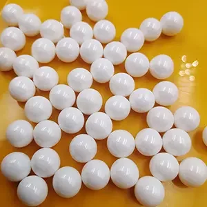 China Zirconium Oxide Grinding Ball for High Density Efficient Powder Processing