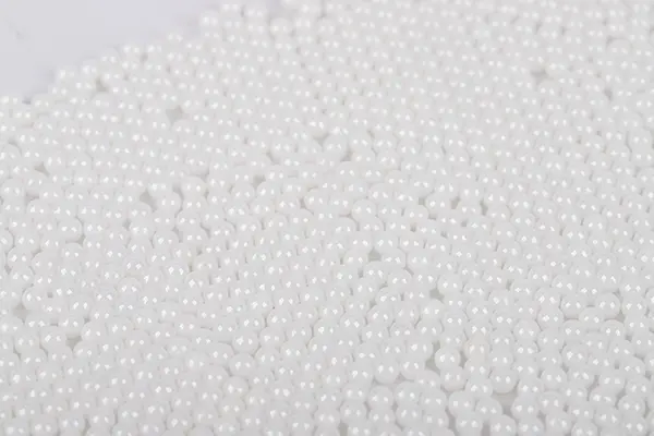 China ZrO2 Zirconia Ceramic Ball Beads for Polishing Supplier, Exporter
