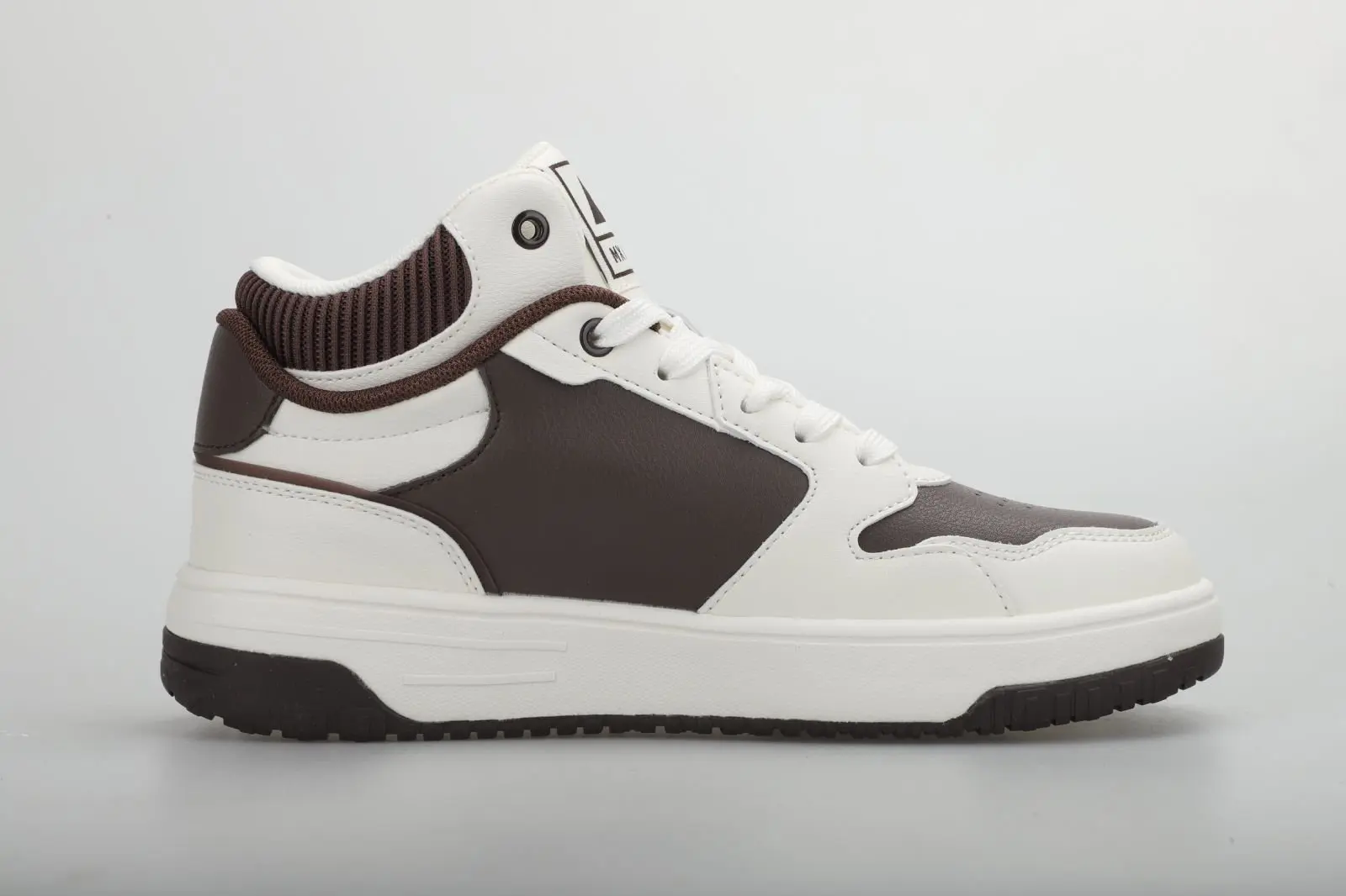 China Genderless High-Top Synthetic Leather Breathable Wear-Resistant Non-slip Rubber Sole  Casual Shoes Factories, Suppliers