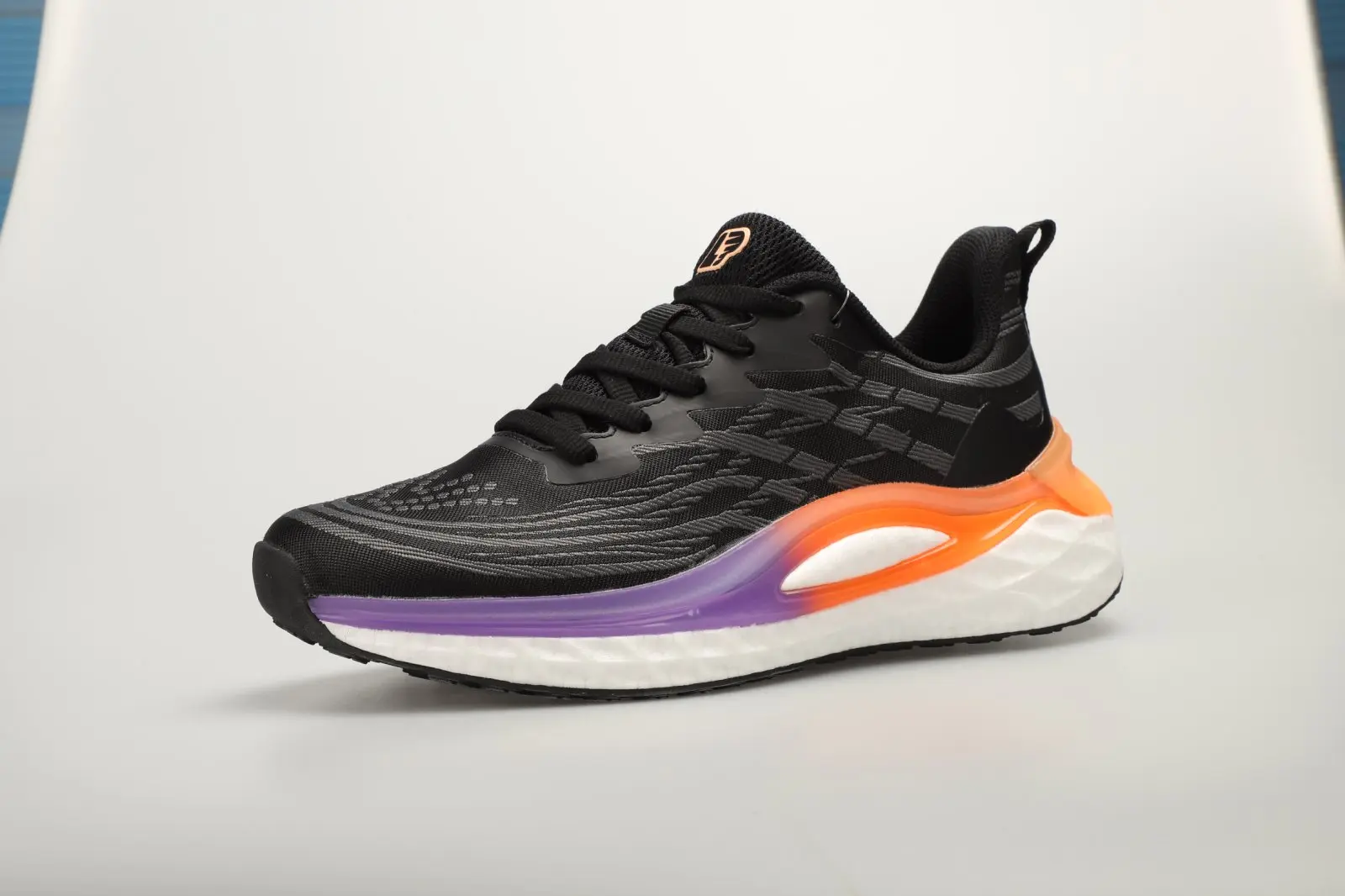 China LPMX Lightweight Mesh Comfortable and Breathable Carbon Plate Sole Sport Shoes Suppliers, Supplier
