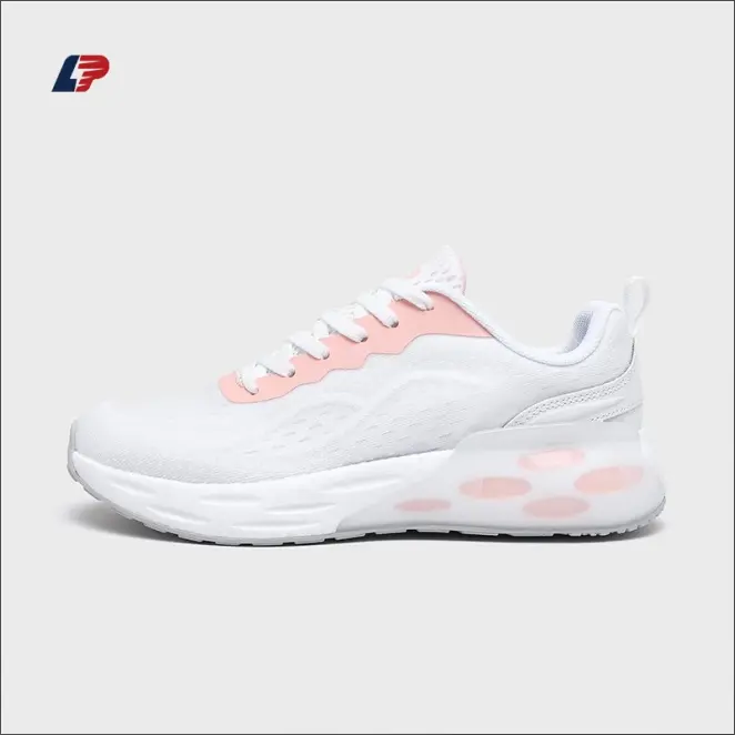 China Women's Comfortable Breathable Mesh Carbon Sole Sneakers Fashion and Comfortable Manufacturer, Supplier