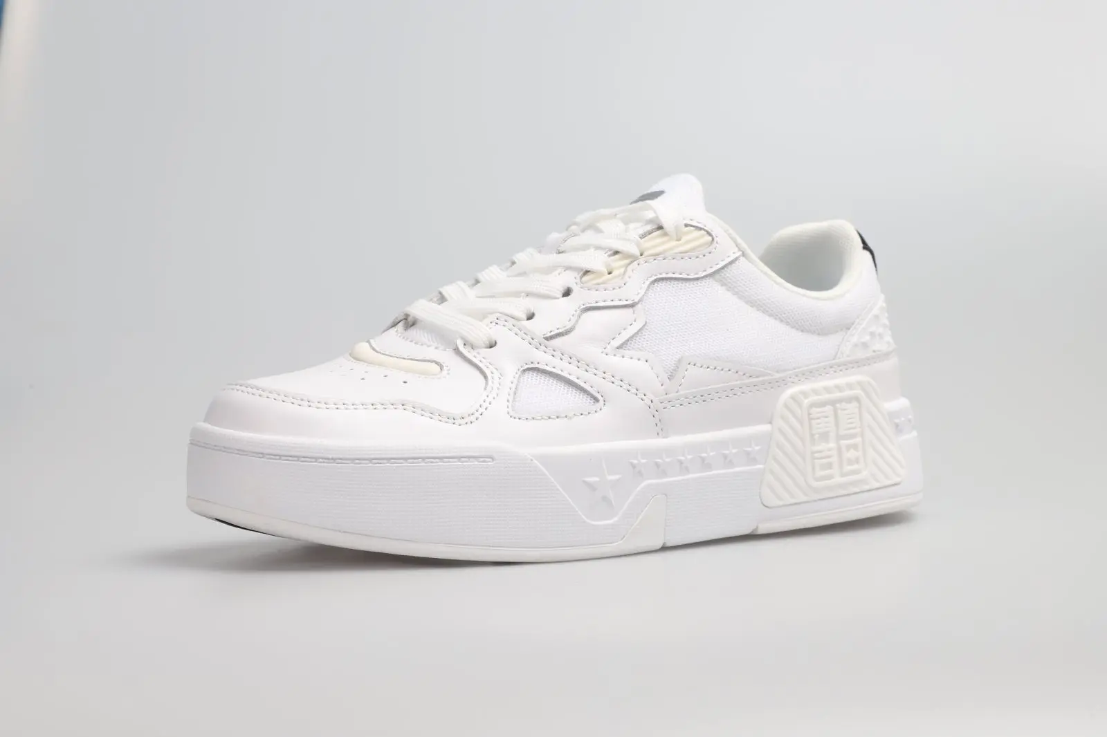 China LPMX  Mesh Stitching Synthetic Leather White Rubber Sole Casual Shoes Comfortable and Durable Factory, Factories