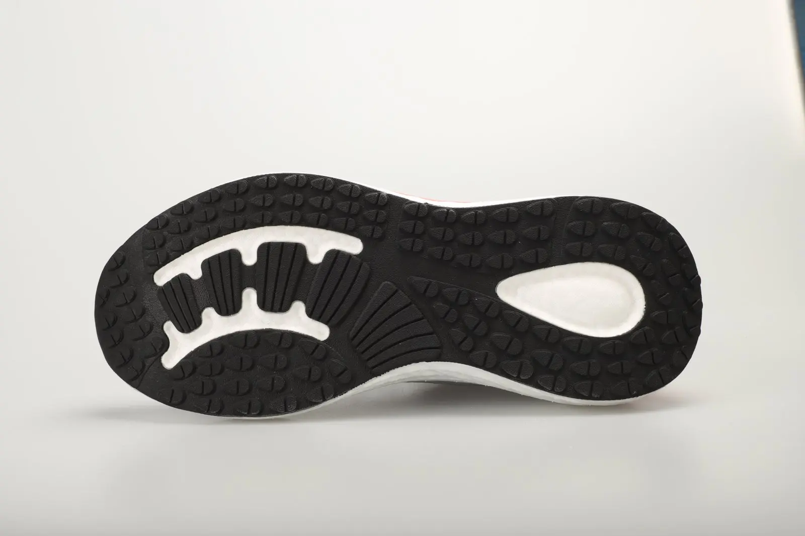 China LPMX Lightweight Mesh Comfortable and Breathable Carbon Plate Sole Sport Shoes Suppliers, Supplier