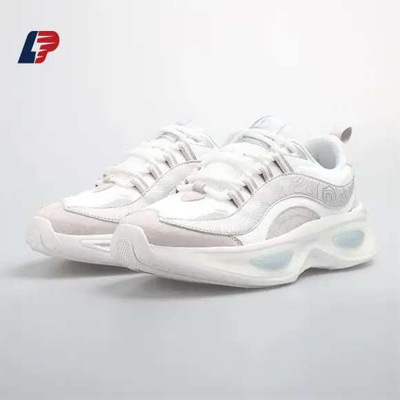 China LPMX Rubber Wear-Resistant Non-Slip Breathable Mesh Stitching Leather Sneakers Factories, Supplier