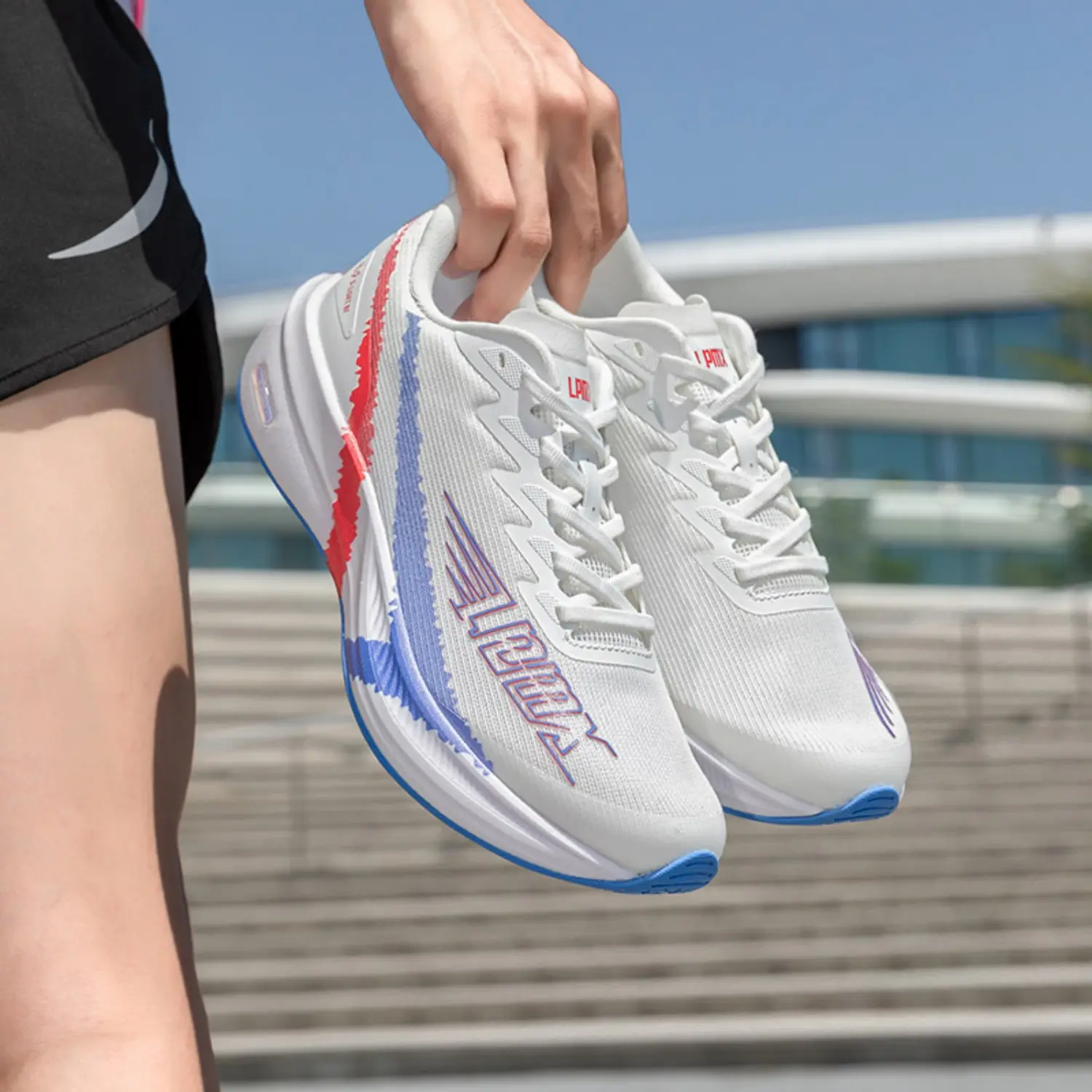 China LPMX Running Shoes with Carbon Plate Breathable Mesh for outdoor Hiking Traning Running Factories, Suppliers