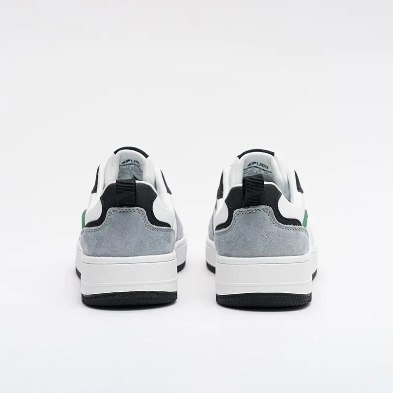 Sneaker View 14