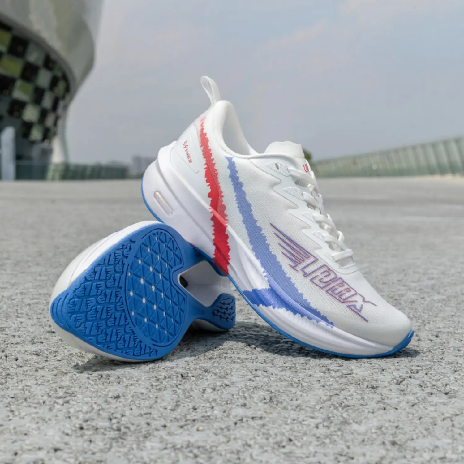 China LPMX Running Shoes with Carbon Plate Breathable Mesh for outdoor Hiking Traning Running Factories, Suppliers