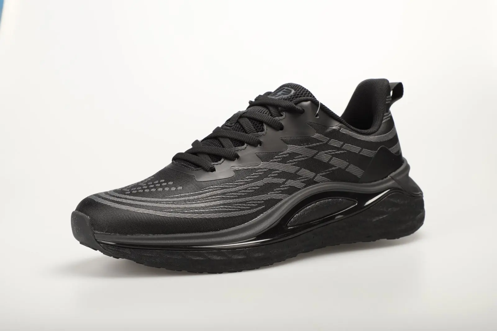 China Comfortable, Light and Breathable Mesh Running Shoes - Run Freely and Breathe Freely Factory, Suppliers