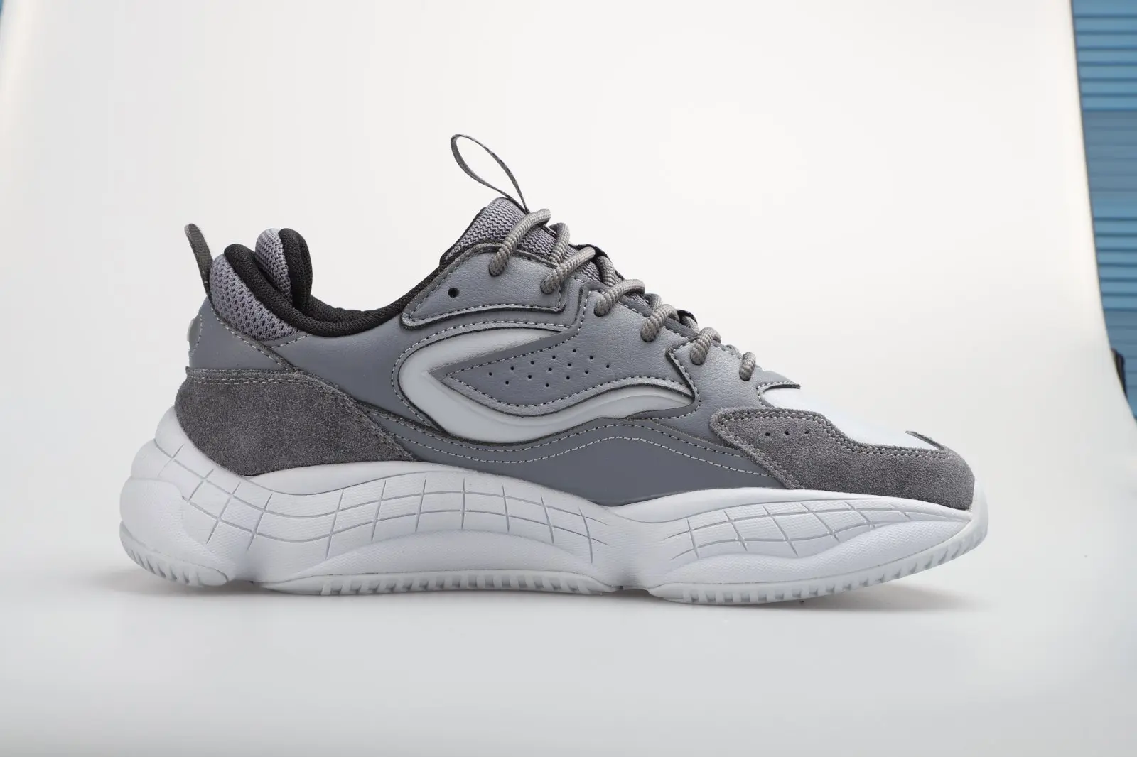 OEM LPMX Leather Stitching Mesh Wear-Resistant Running Shoes;Breathable and Comfortable Factory, Supplier