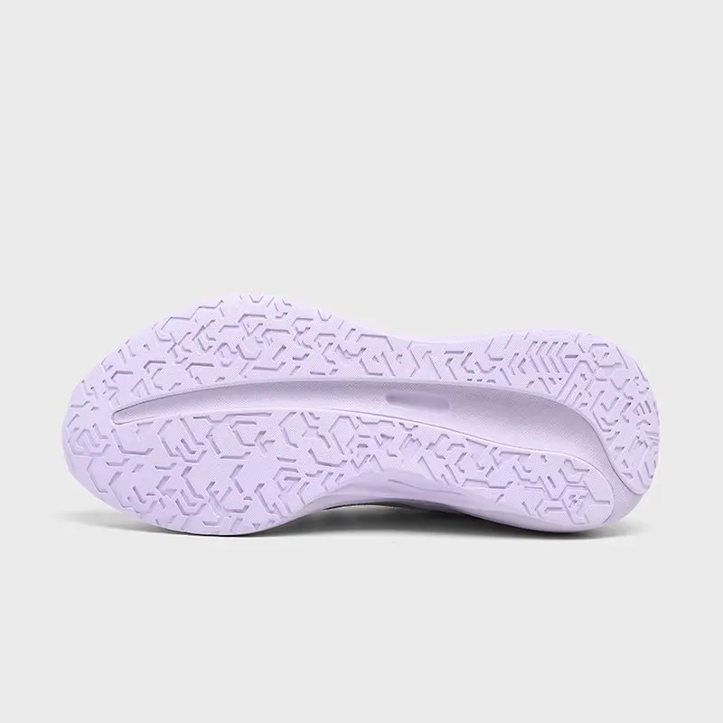 Shoe variant 8