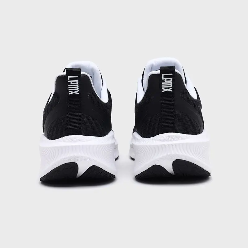 Running Shoe Detail 09