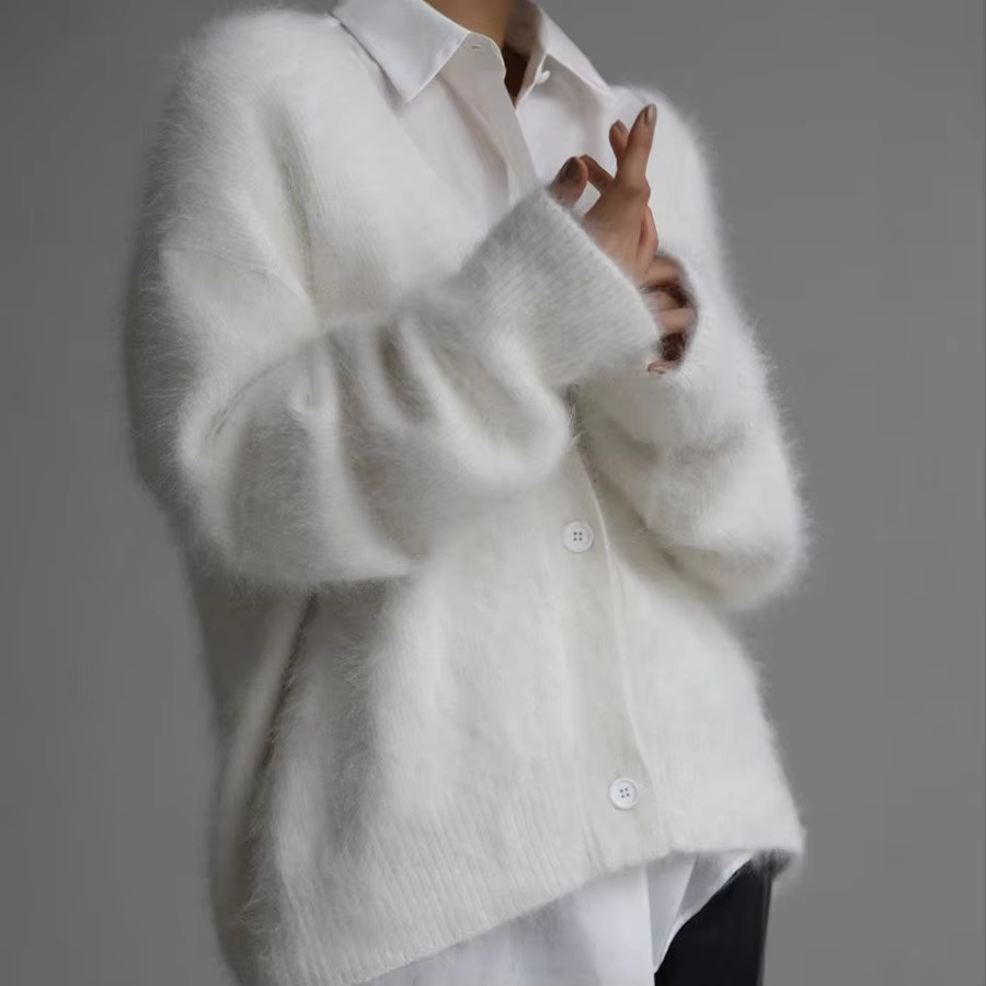 Cheap Women's 2025 Winter Leisure Style Thick V-Neck Cardigan Sweater with Button Front Logo Custom Mohair Knit Loose Fit Suppliers, Exporter