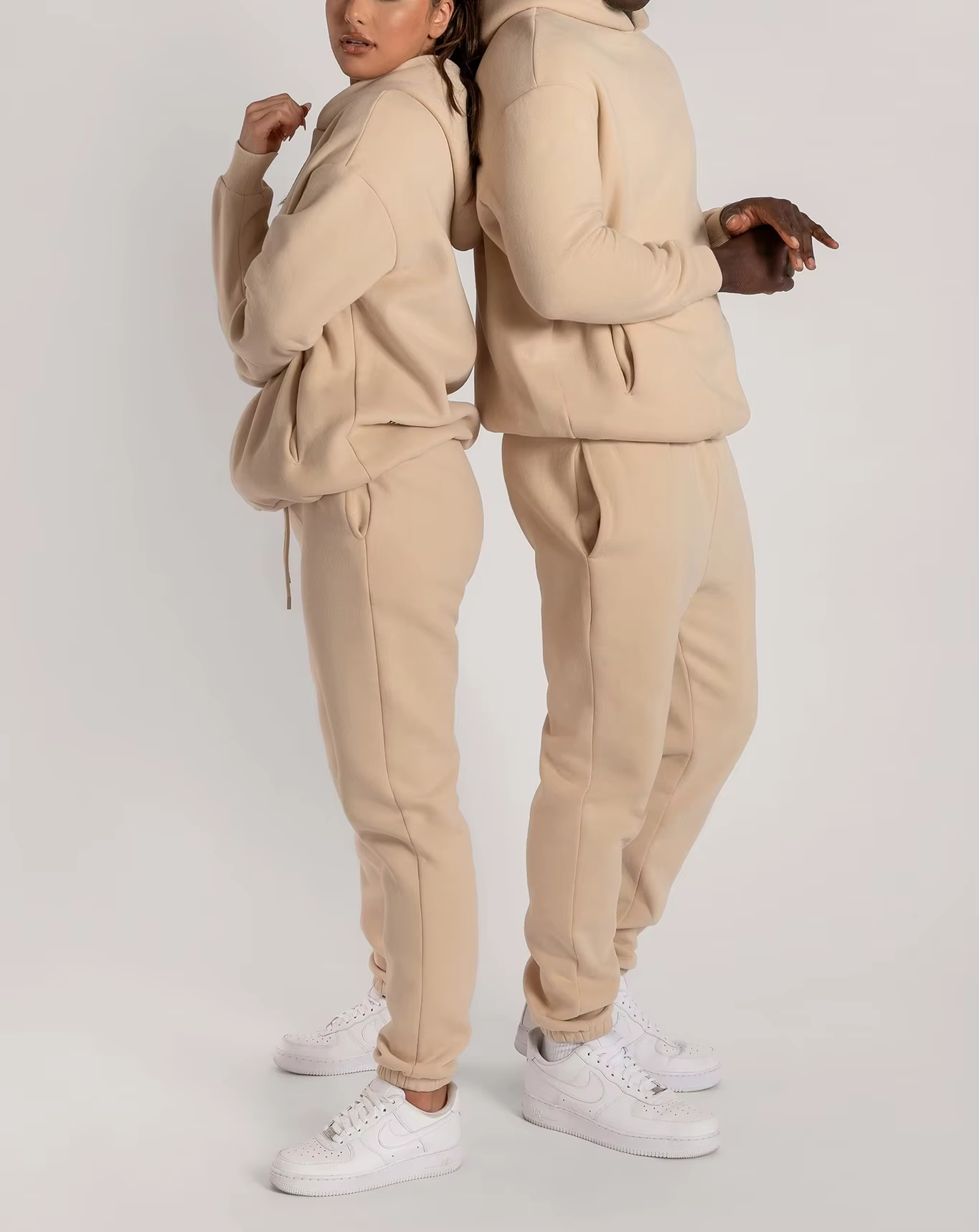Famous custom sweatsuits with logo wholesale cotton two piece tracksuit jogging for women men sweatsuits unisex sets black hoodie Suppliers, Quotes