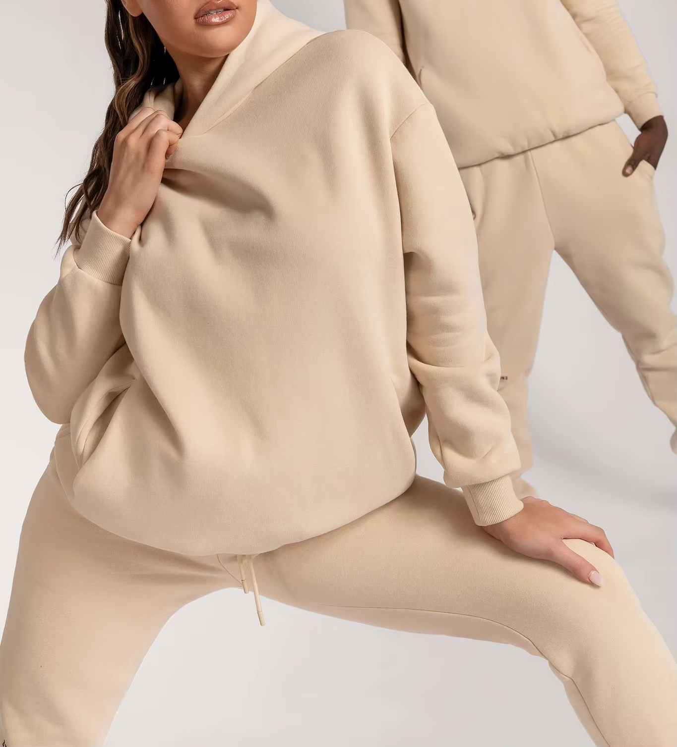 Famous custom sweatsuits with logo wholesale cotton two piece tracksuit jogging for women men sweatsuits unisex sets black hoodie Suppliers, Quotes