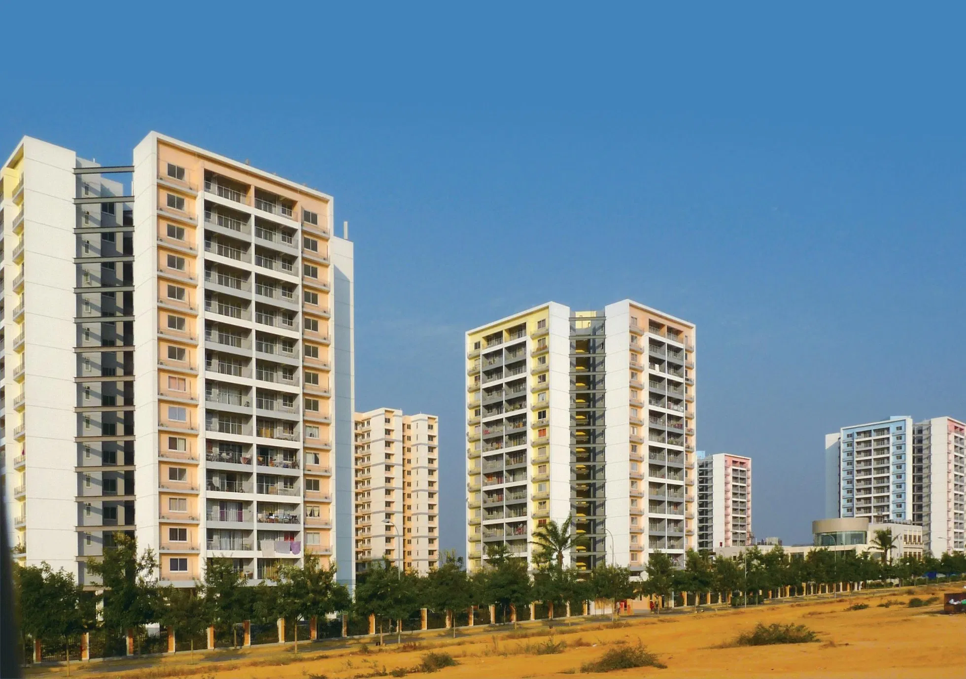 Durable Multi-Story Steel Frame Residential Buildings