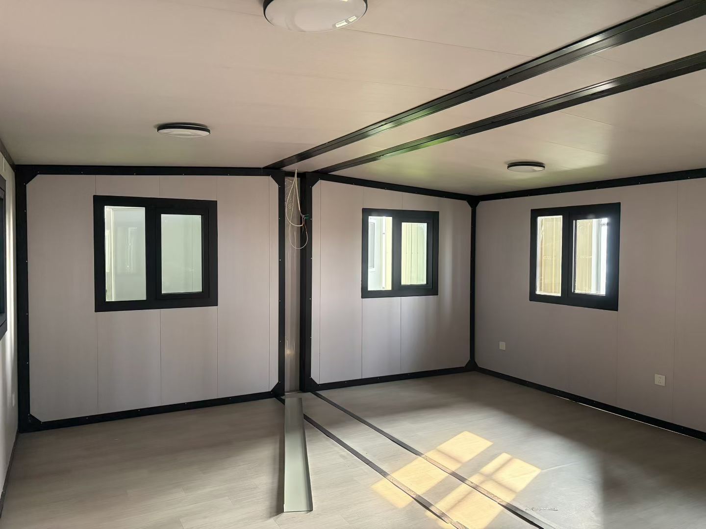 Multi-Level Stackable Flat Pack Container House Modular Prefabricated Apartment Temporary Student Dormitory Building