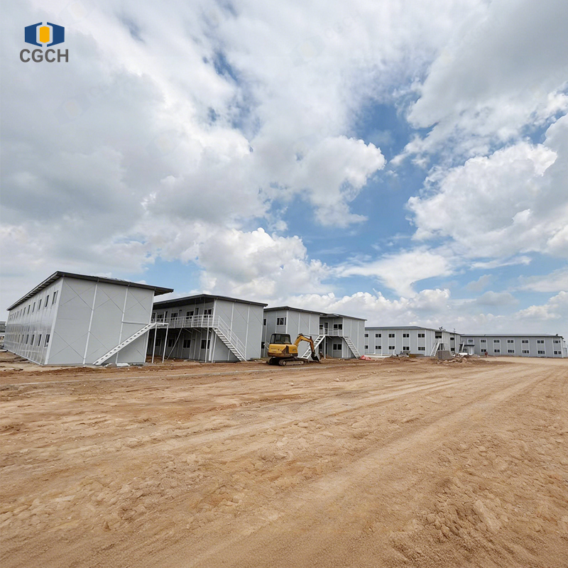 CGCH Container House Labor Camp Prefabricated Steel House Flat Pack Holiday Accommodation Buildings for Desert Construction Site