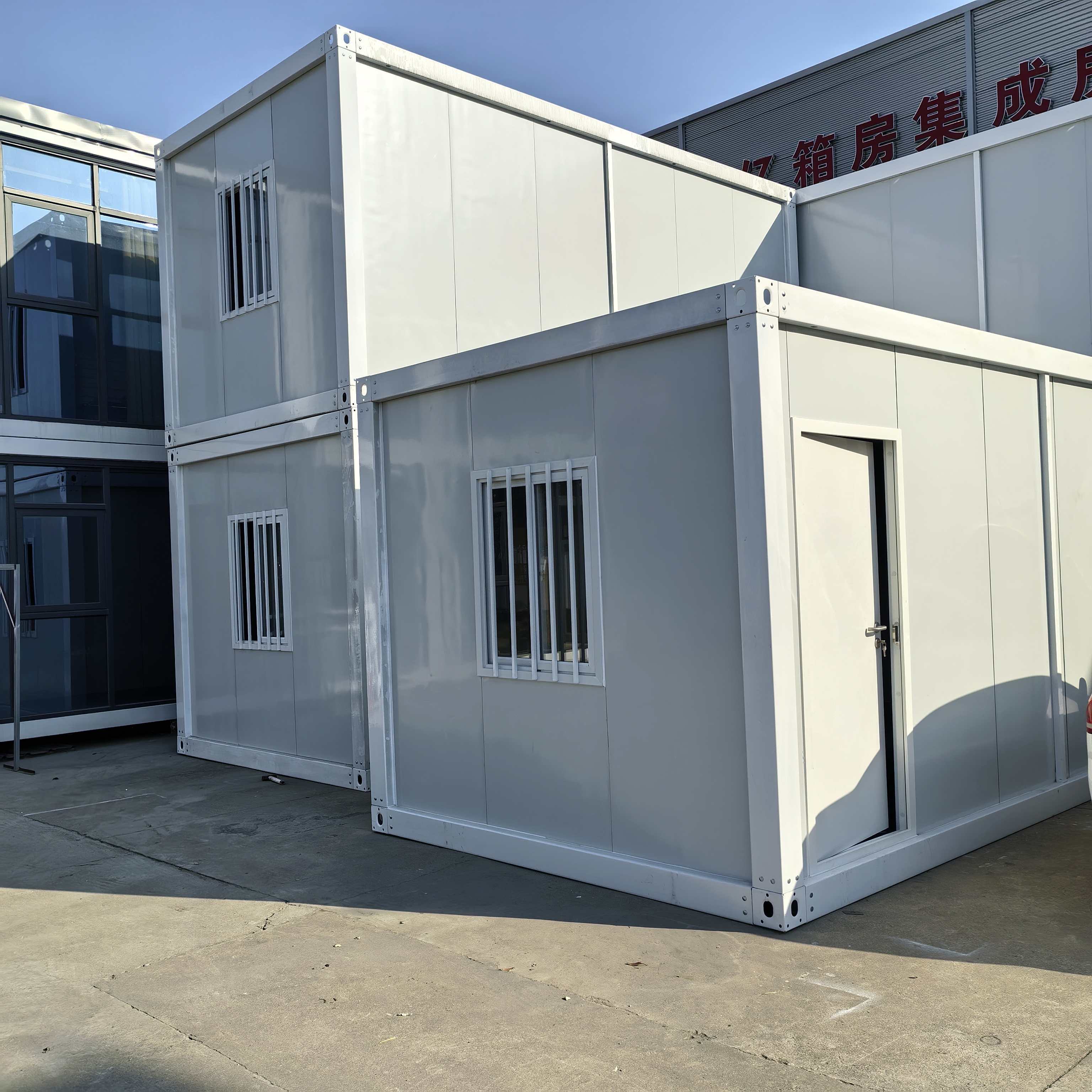 High Quality Fast Assembly Steel Sandwich Panel Container House Prefabricated Modular Office Building Living Space Modern Design