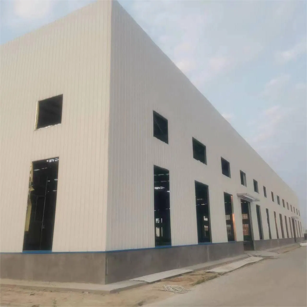 Economic Low Cost Modular Construction Metal Steel Prefabricated Industrial Commercial Office/ Warehouse/ Workshop/ Building