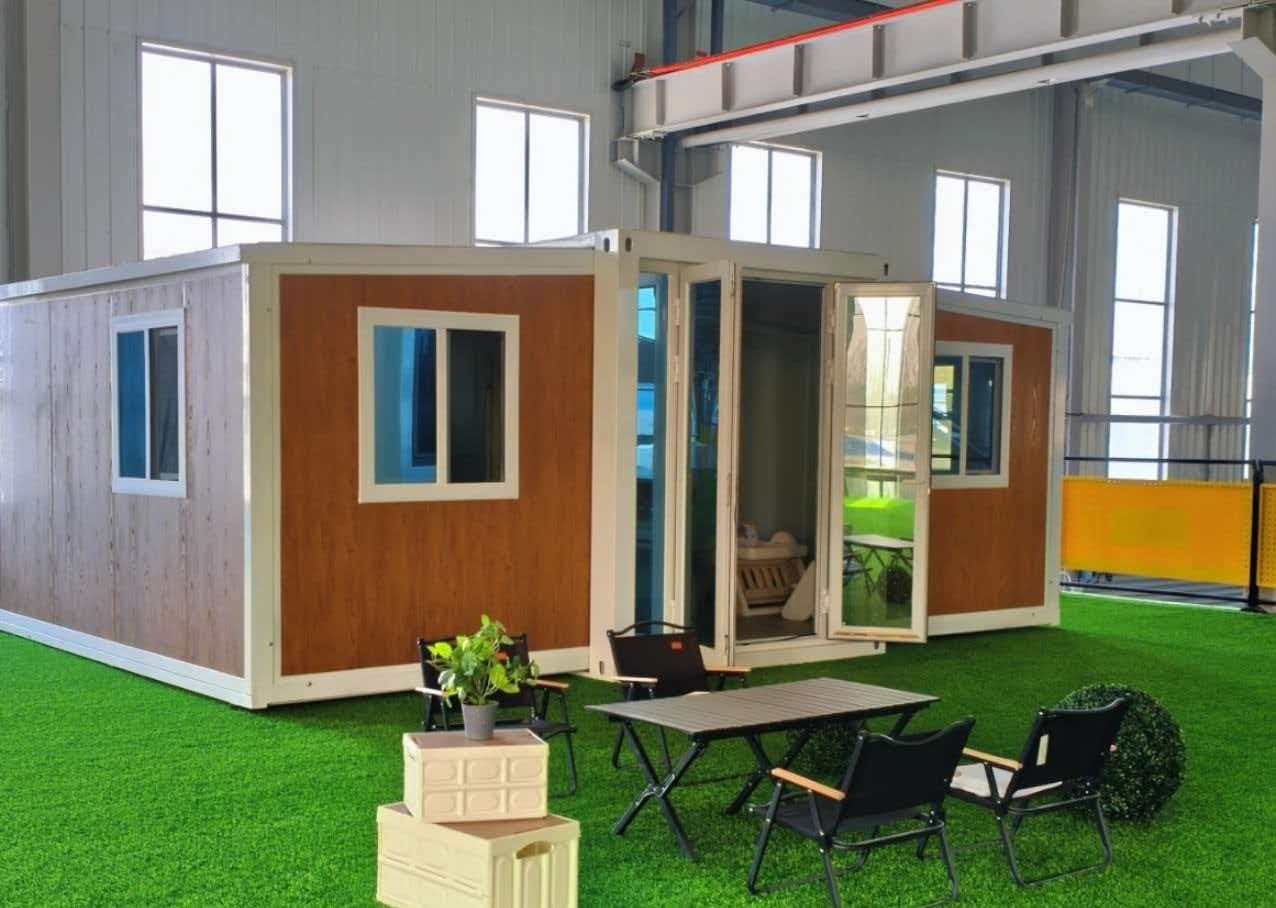 Multifunctional, Quick-installation Modular Container House with Mezzanine Steel Structure and Breathable Design; Modern Office