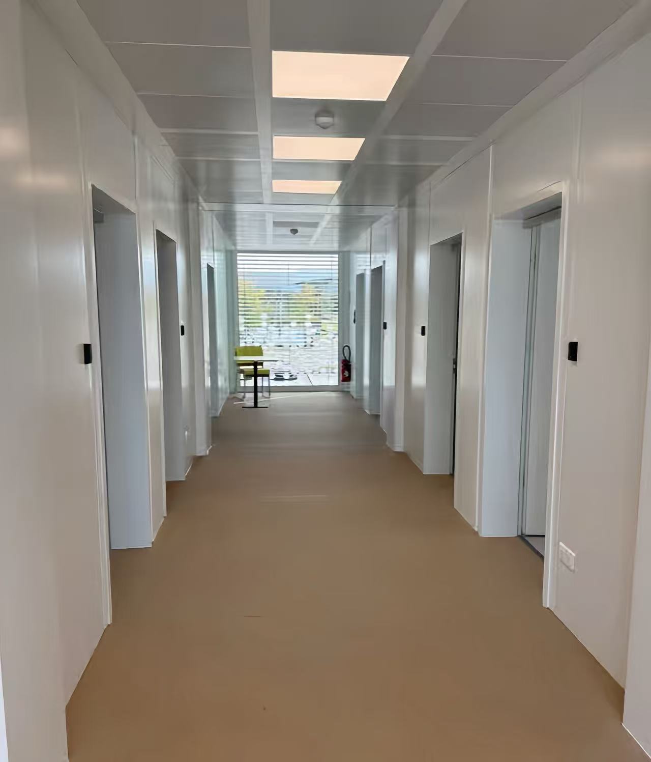 40ft Flatpack Container House Prefab Modular Building for Temporary Office &amp; Construction Site Accommodation