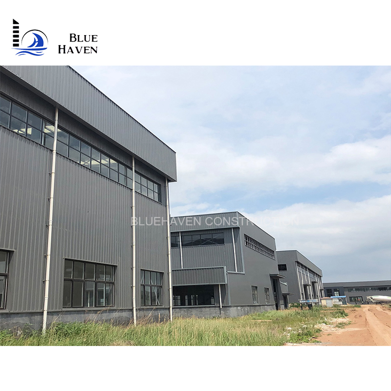 Pre Engineered Quick Build Portal Frame Metal Building / Steel Structure Buildings