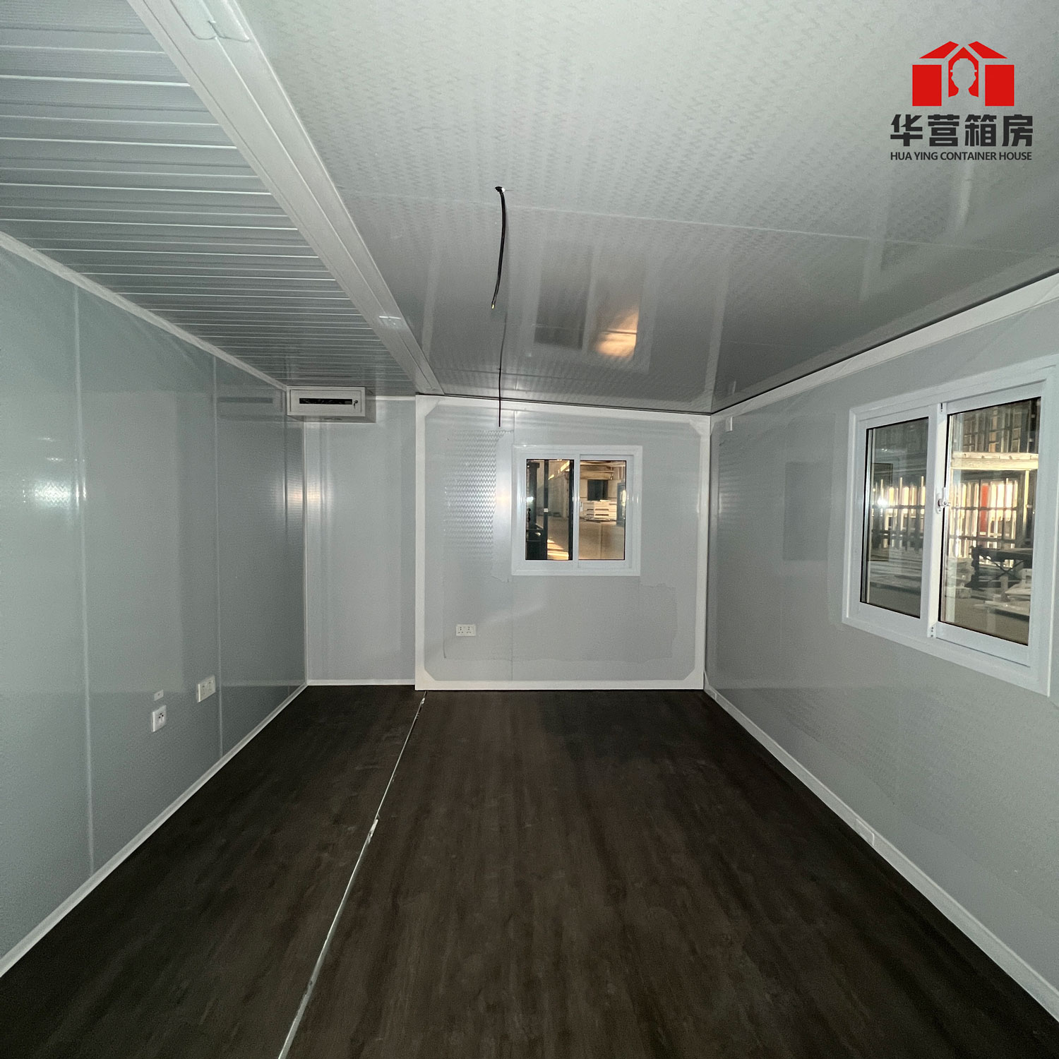High Quality 40Ft Expandable Slope Roof Prefabricated Container House 2-3 Bedroom Modular Home Apartment/School/Office Building