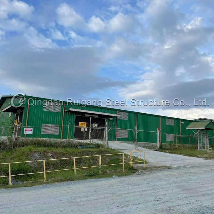 Pre-Engineered Metal Building Material Kits Prefabricated Middle Size Light Steel Structure Factory Warehouse