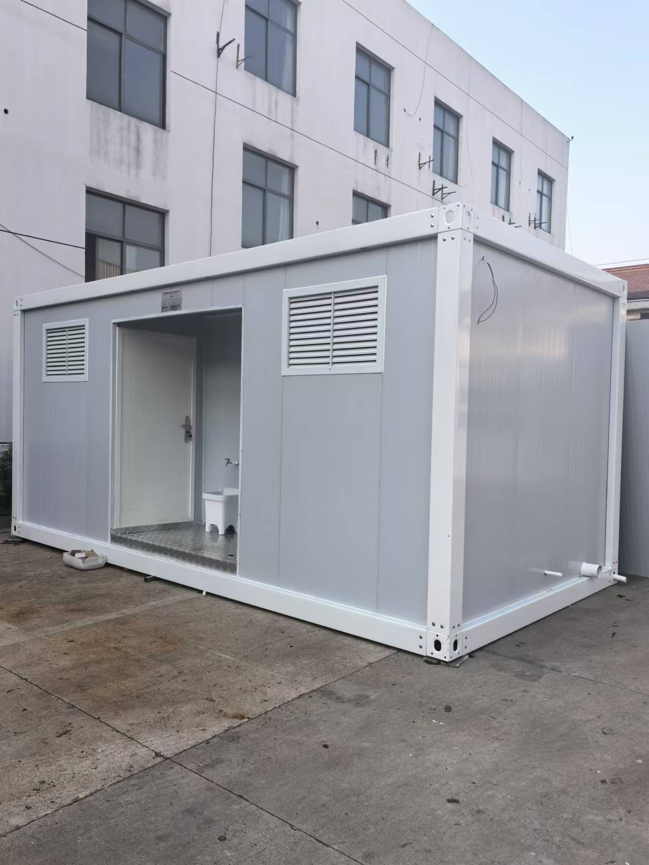 Fast Assembly Modular Container House Prefabricated School Portable Classroom Mobile Clinic Emergency Shelter Building Room