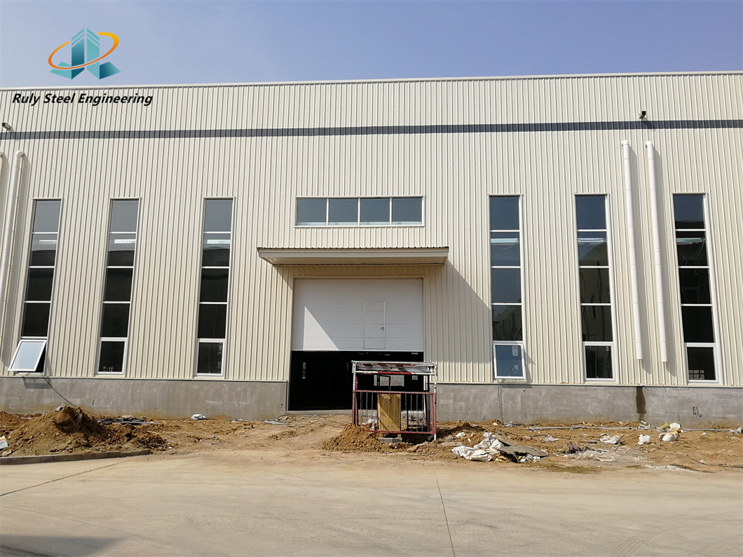 Modern Pre-Engineered Galvanized Steel Structure Building Prefabricated Metal Construction