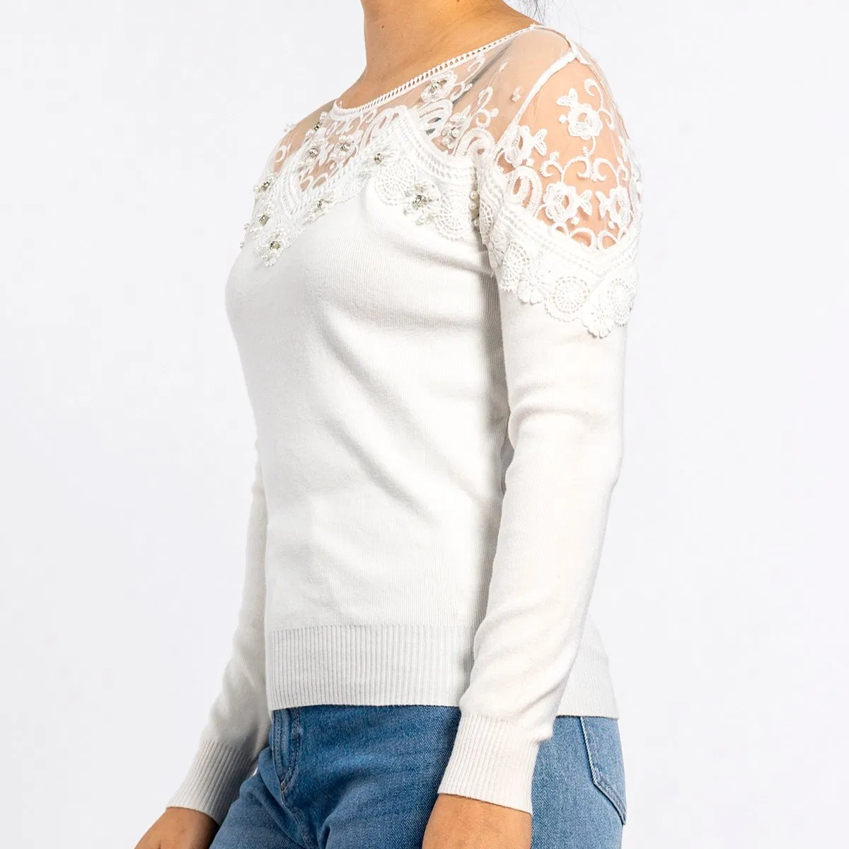 Suéter branco de manga longa com gola redonda, malha, renda, costura à mão e diamantes para mulheres