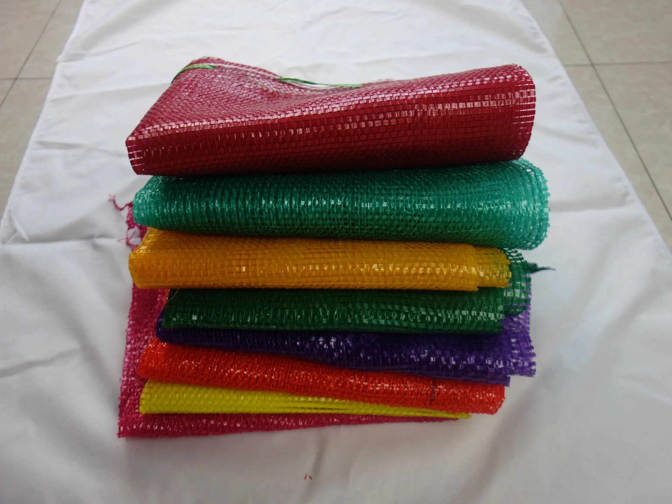 50*80 Sacos de Malha Pequena Tubular Leno Vermelho Brilhante de 30 cm