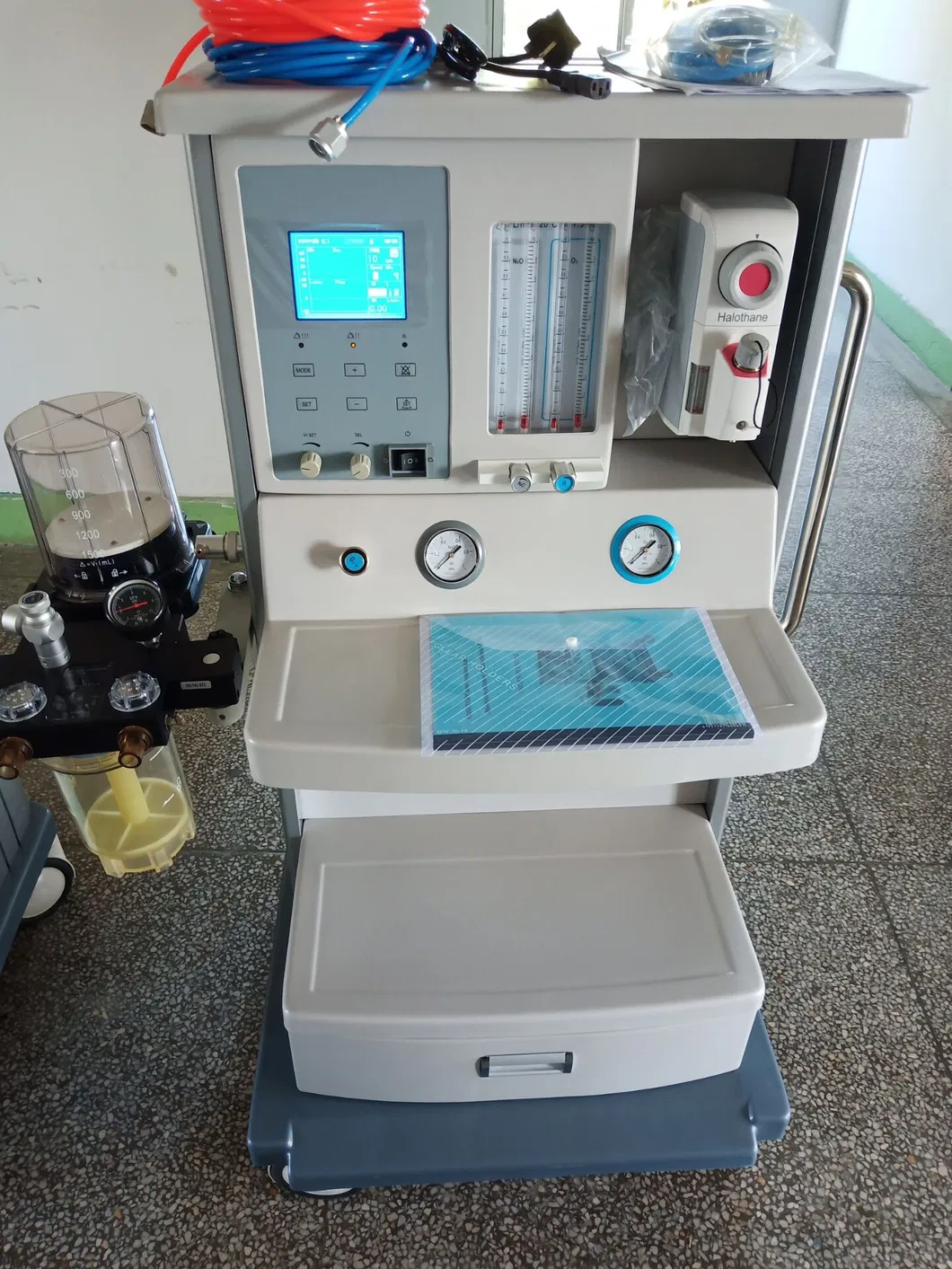 Anesthesia Machine View 2