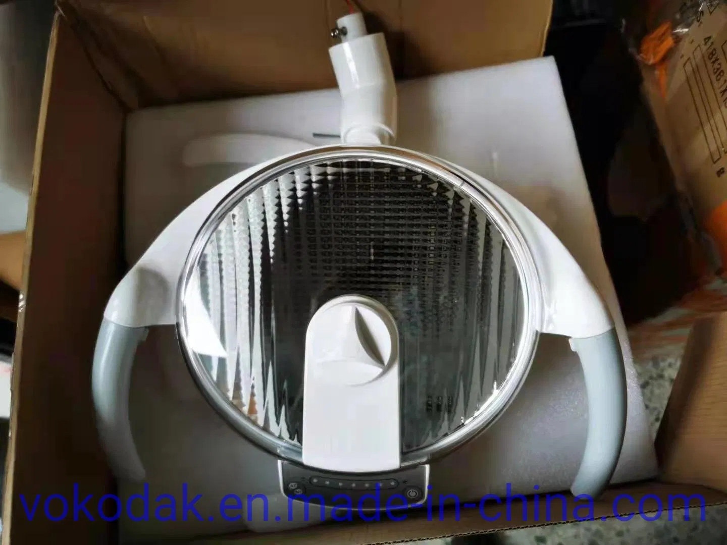 Dental Reflector Oral LED Lamp with Sensor Implant Surgery Lamp Shadeless