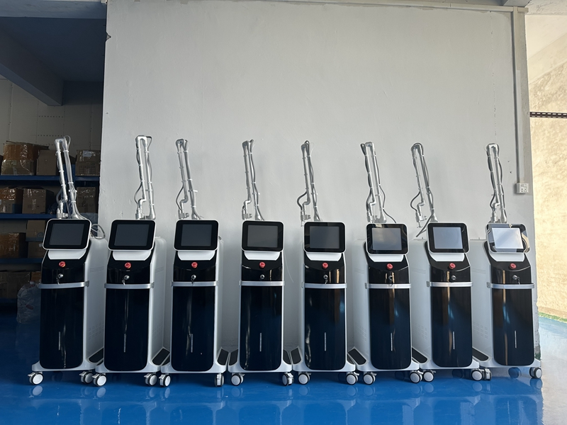 تجديد البشرة C02 شد المهبل بالليزر تقشير البشرة بالليزر CO2 جهاز الليزر الجزئي