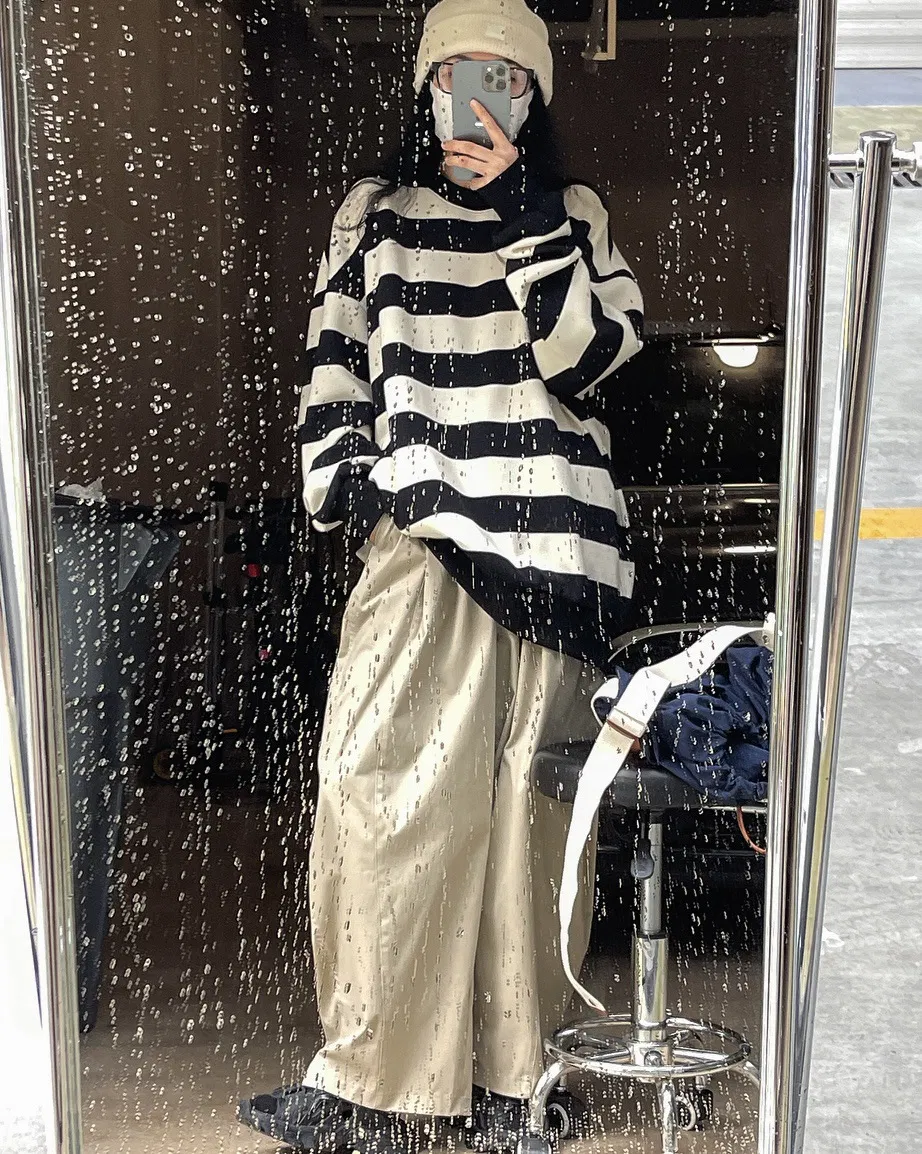 Oversized Hoodie Product Showcase 10
